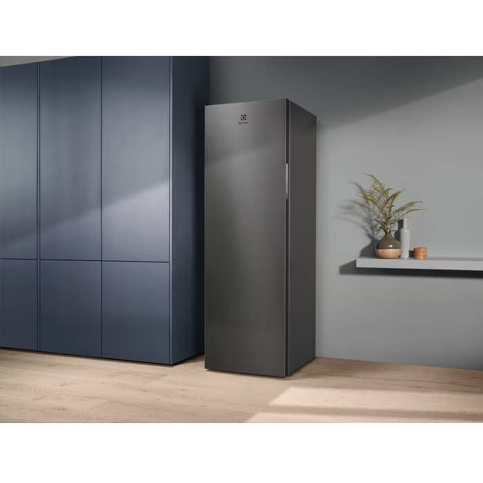 Congélateur armoire 280L Froid ventilé Electrolux LUT5NF28U0