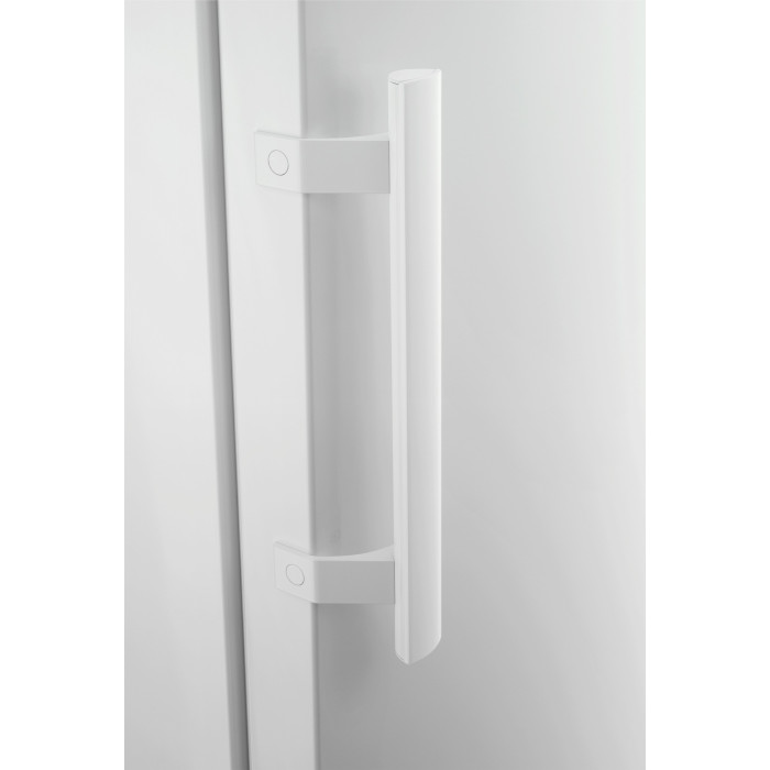 Congélateur armoire 194L Froid statique Electrolux LUB2AF22W