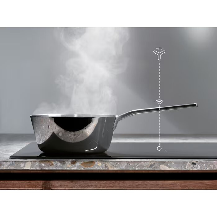 Hotte décorative inclinée 60cm Electrolux LFV426Y