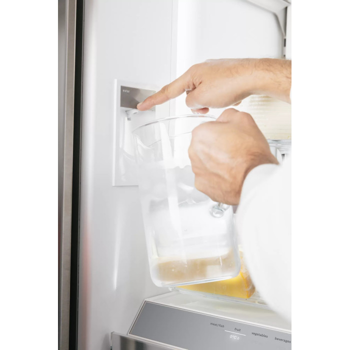 Réfrigérateur congélateur 573L Bosch KFF96PIEP
